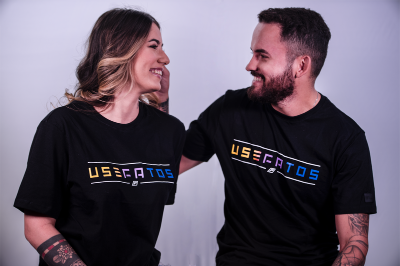 Camiseta Usefatos - MODELO6