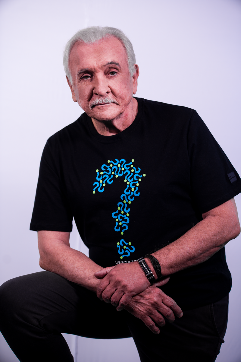 Camiseta Usefatos - MODELO1