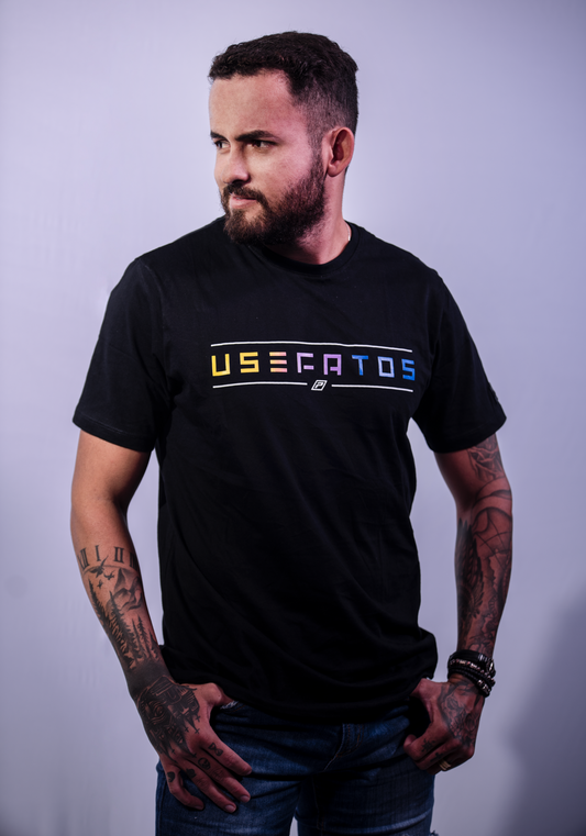 Camiseta Usefatos - MODELO6